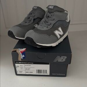 Toddler Hook and Loop 9 Balance Kids' Gray Sneakers- Barely Worn